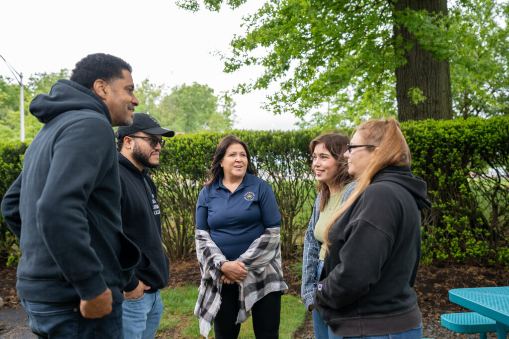 Group of people outside of Saddlebrook Recovery Center